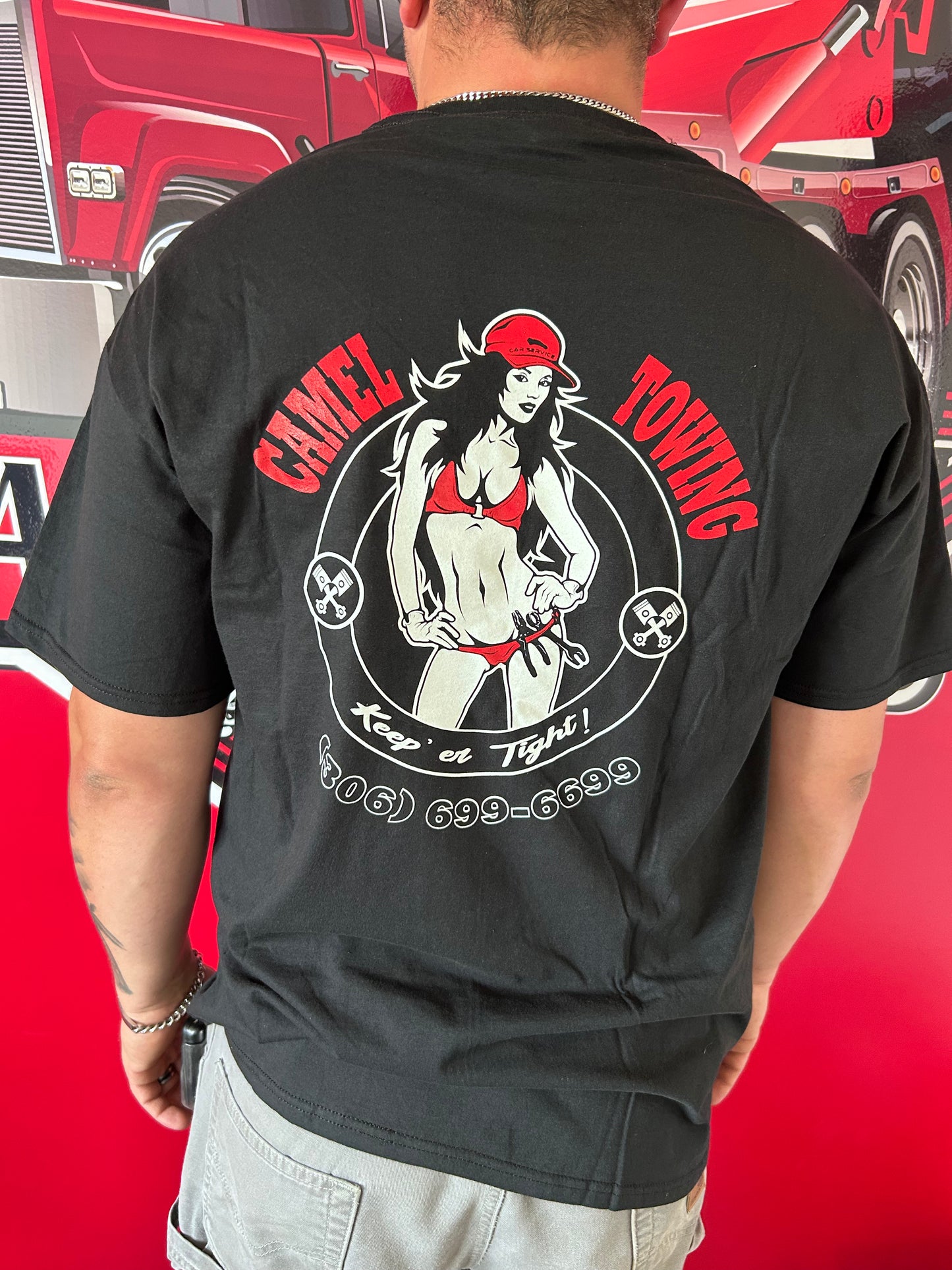 Classic Camel Tow Logo On Charcoal Short Sleeve