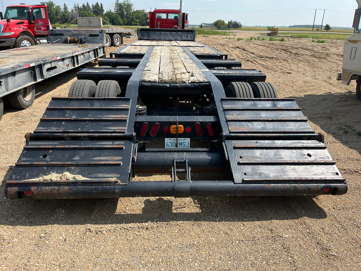 97 K-line scissor neck trailer.