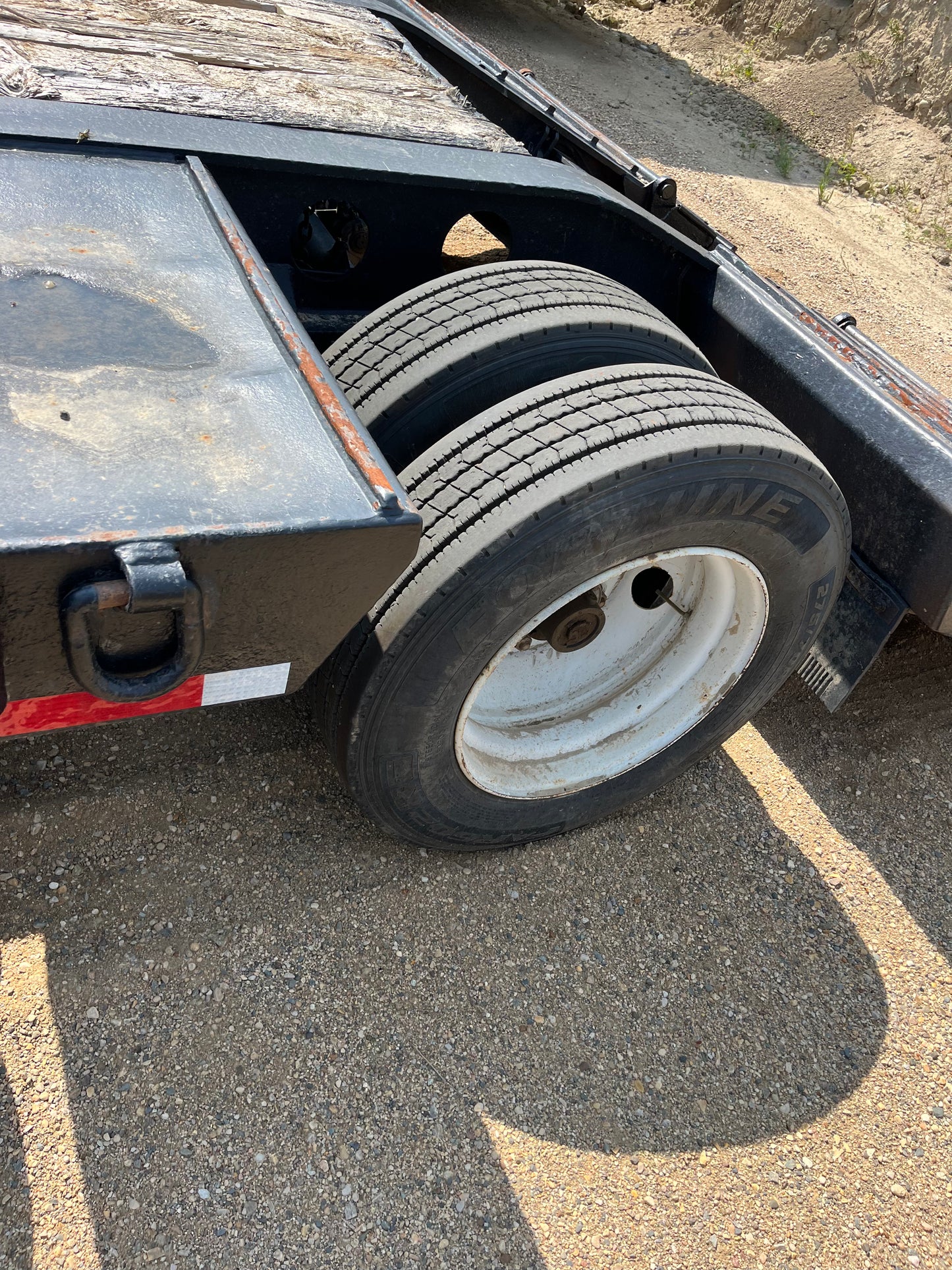 97 K-line scissor neck trailer.
